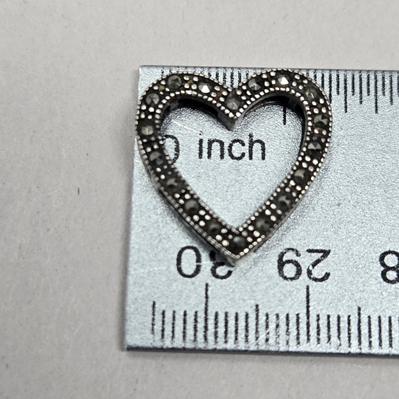 This Sterling .925 Silver Heart Shape Marcasite Stone Slide Open Sides Pendant - Picture 6 of 13